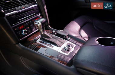 Внедорожник / Кроссовер Audi Q7 2014 в 