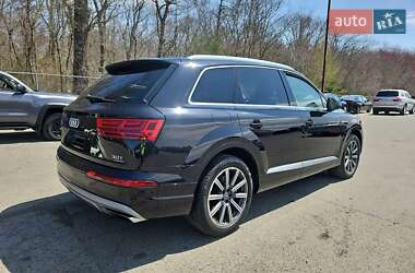 Внедорожник / Кроссовер Audi Q7 2017 в 