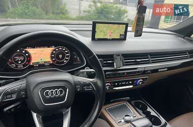 Внедорожник / Кроссовер Audi Q7 2015 в 