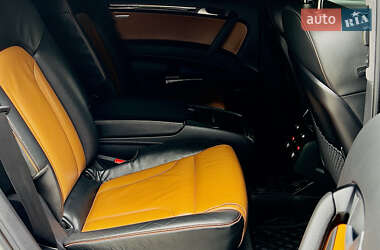 Внедорожник / Кроссовер Audi Q7 2013 в 