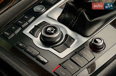 Внедорожник / Кроссовер Audi Q7 2013 в 
