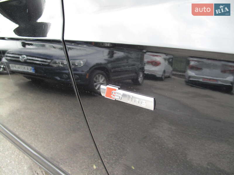 Внедорожник / Кроссовер Audi Q7 2015 в Киеве