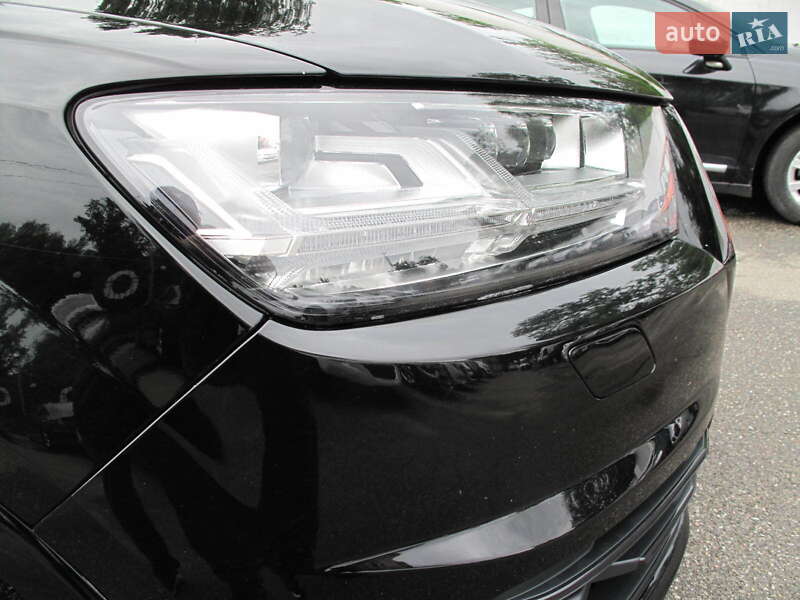 Внедорожник / Кроссовер Audi Q7 2015 в Киеве