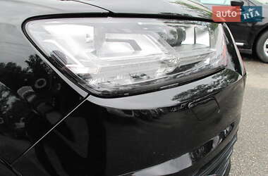 Позашляховик / Кросовер Audi Q7 2015 в 