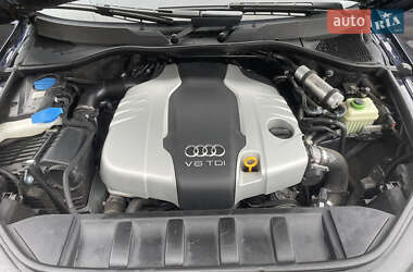 Внедорожник / Кроссовер Audi Q7 2014 в 