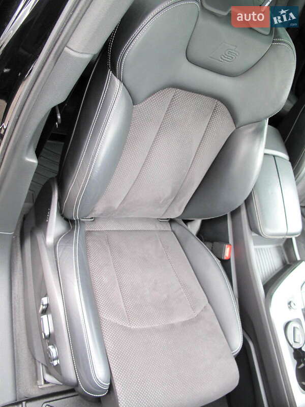 Внедорожник / Кроссовер Audi Q7 2015 в Киеве