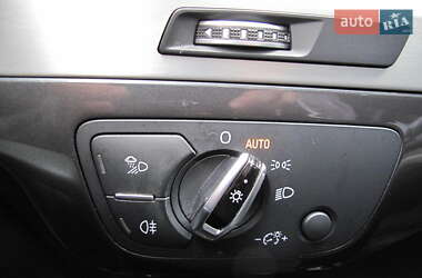 Позашляховик / Кросовер Audi Q7 2015 в 