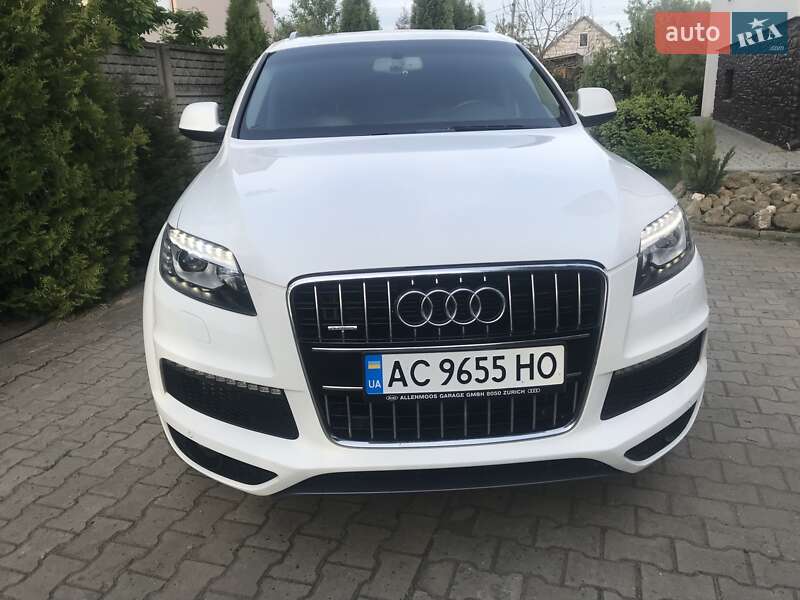 Внедорожник / Кроссовер Audi Q7 2011 в 