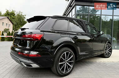 Внедорожник / Кроссовер Audi Q7 2023 в 