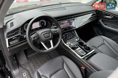 Внедорожник / Кроссовер Audi Q7 2023 в 