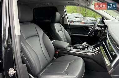 Внедорожник / Кроссовер Audi Q7 2023 в 