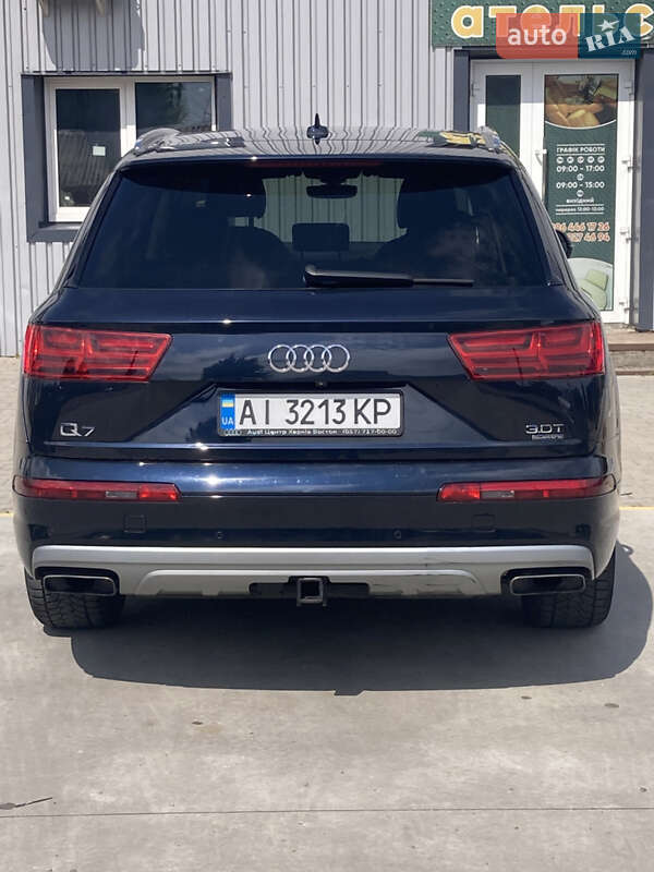 Внедорожник / Кроссовер Audi Q7 2017 в Белой Церкви