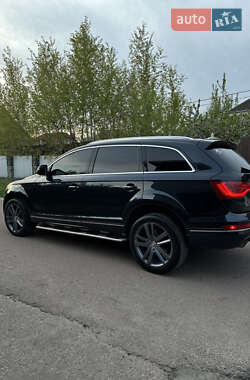 Внедорожник / Кроссовер Audi Q7 2012 в 