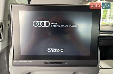 Внедорожник / Кроссовер Audi Q7 2016 в 