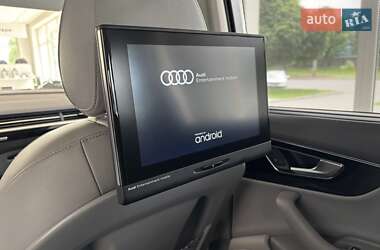 Внедорожник / Кроссовер Audi Q7 2016 в 