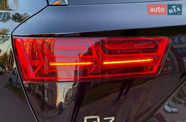 Внедорожник / Кроссовер Audi Q7 2017 в 