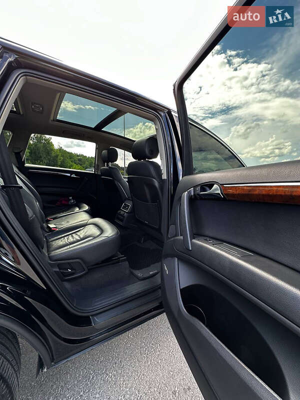 Позашляховик / Кросовер Audi Q7 2012 в Тернополі