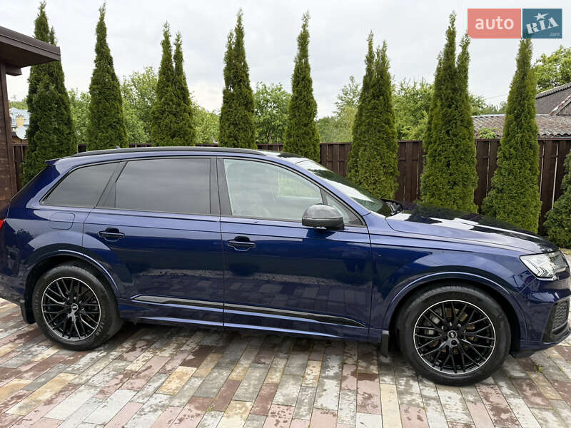 Внедорожник / Кроссовер Audi Q7 2021 в Львове фото 4 Внедорожник / Кроссовер Audi Q7 2021 в Львове