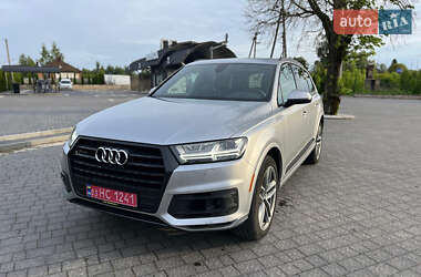 Внедорожник / Кроссовер Audi Q7 2018 в Почаеве