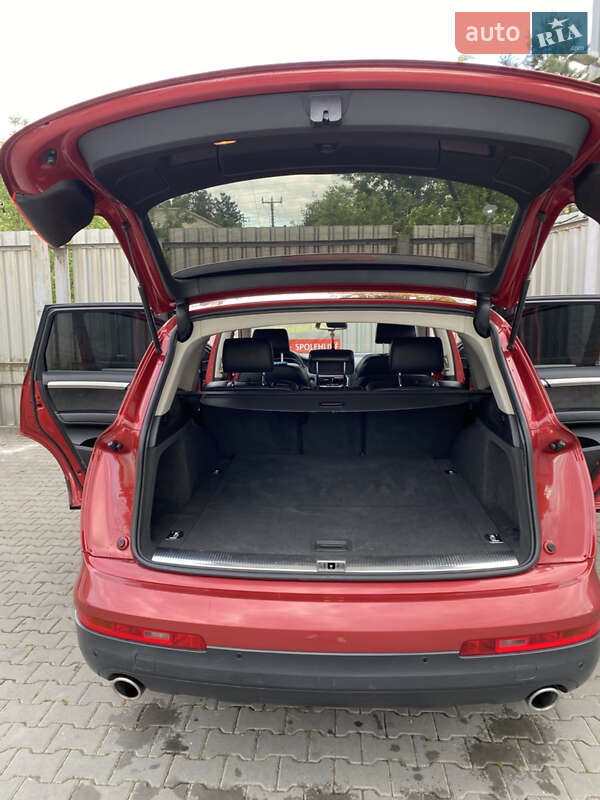 Позашляховик / Кросовер Audi Q7 2007 в Тячеві