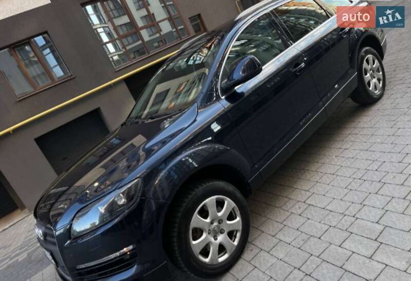 Внедорожник / Кроссовер Audi Q7 2006 в 