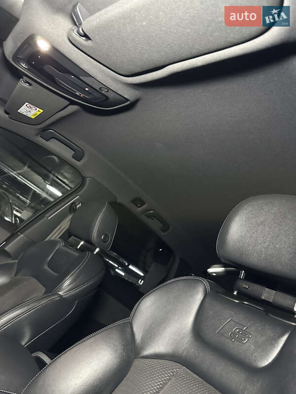 Позашляховик / Кросовер Audi Q7 2021 в Києві