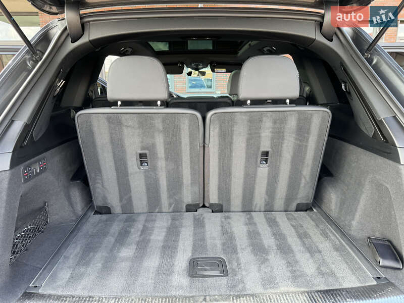 Внедорожник / Кроссовер Audi Q7 2020 в Мукачево