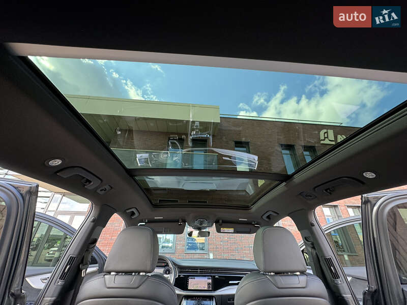 Внедорожник / Кроссовер Audi Q7 2020 в Мукачево