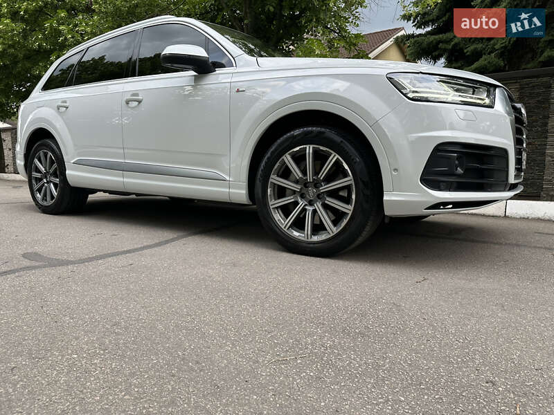 Внедорожник / Кроссовер Audi Q7 2018 в Днепре фото 36 Внедорожник / Кроссовер Audi Q7 2018 в Днепре