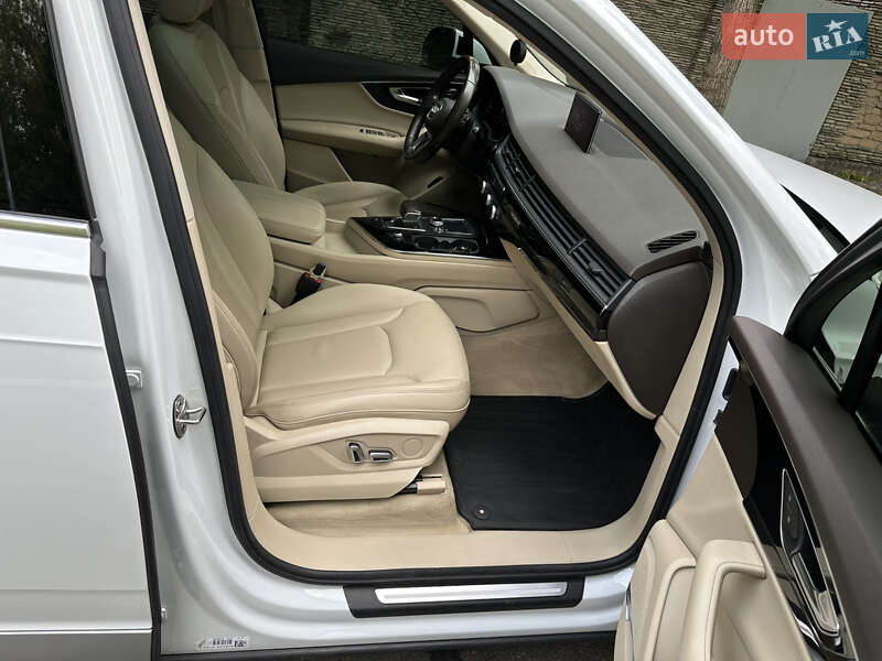Внедорожник / Кроссовер Audi Q7 2018 в Днепре фото 55 Внедорожник / Кроссовер Audi Q7 2018 в Днепре