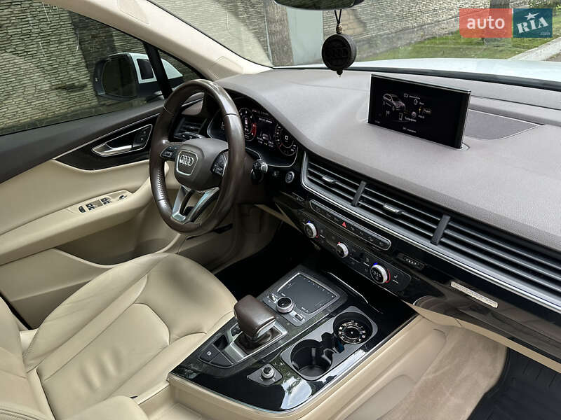 Внедорожник / Кроссовер Audi Q7 2018 в Днепре фото 62 Внедорожник / Кроссовер Audi Q7 2018 в Днепре