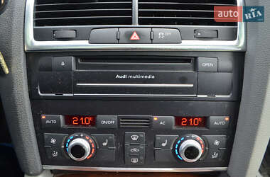 Внедорожник / Кроссовер Audi Q7 2011 в 