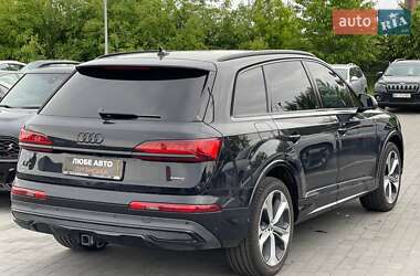 Внедорожник / Кроссовер Audi Q7 2019 в 