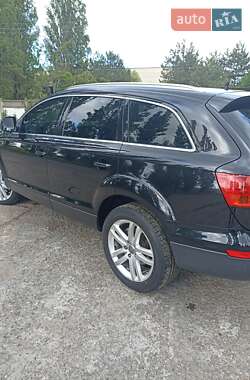 Внедорожник / Кроссовер Audi Q7 2007 в 