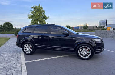Внедорожник / Кроссовер Audi Q7 2011 в 