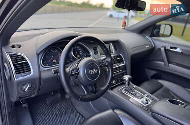 Внедорожник / Кроссовер Audi Q7 2011 в 