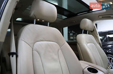Внедорожник / Кроссовер Audi Q7 2014 в 