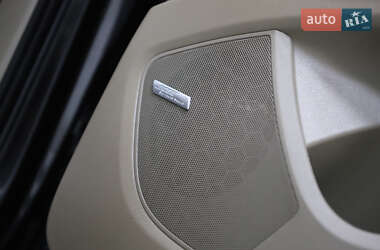 Внедорожник / Кроссовер Audi Q7 2014 в 