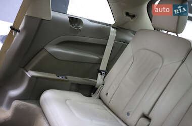 Внедорожник / Кроссовер Audi Q7 2014 в 