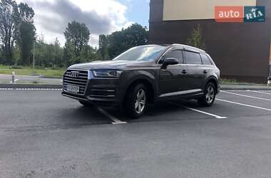 Позашляховик / Кросовер Audi Q7 2017 в Києві