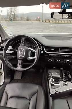 Внедорожник / Кроссовер Audi Q7 2018 в 