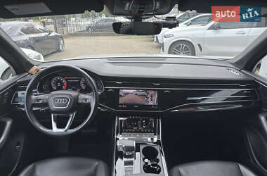 Внедорожник / Кроссовер Audi Q7 2020 в 