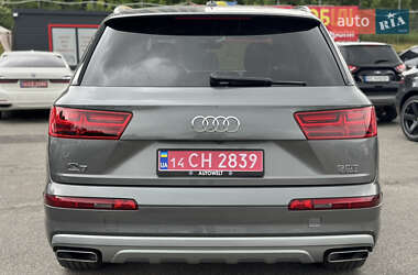 Позашляховик / Кросовер Audi Q7 2016 в 