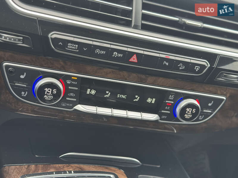 Внедорожник / Кроссовер Audi Q7 2016 в Львове