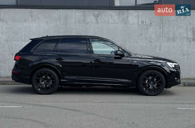 Внедорожник / Кроссовер Audi Q7 2025 в 