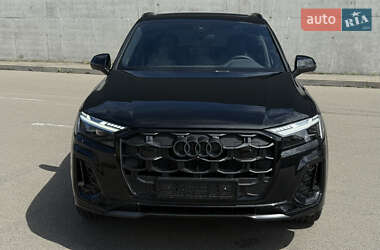 Внедорожник / Кроссовер Audi Q7 2025 в 