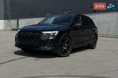 Внедорожник / Кроссовер Audi Q7 2025 в 