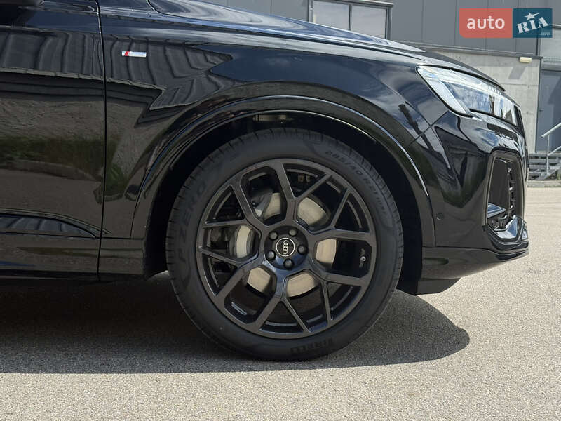 Внедорожник / Кроссовер Audi Q7 2025 в Киеве