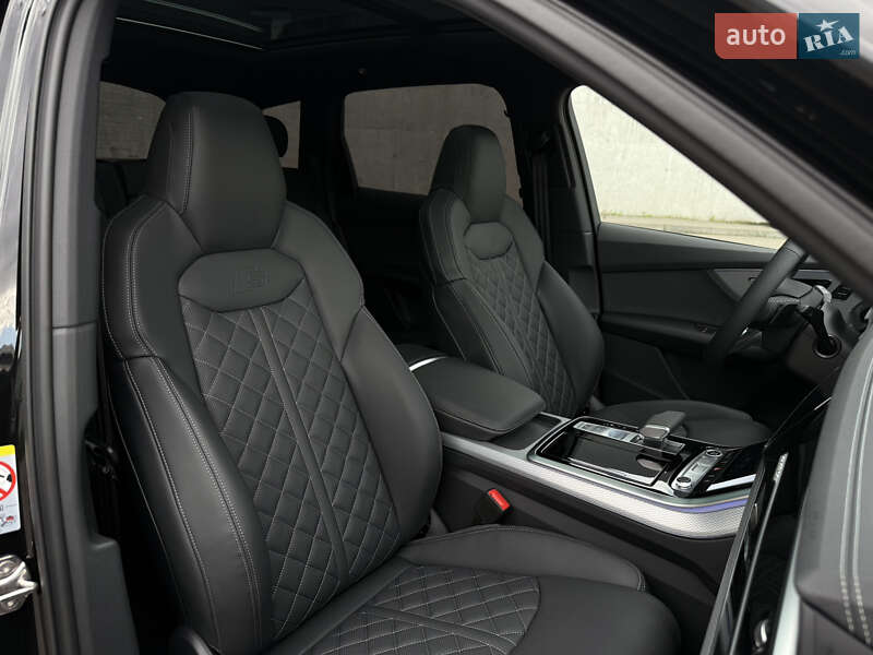 Внедорожник / Кроссовер Audi Q7 2025 в Киеве
