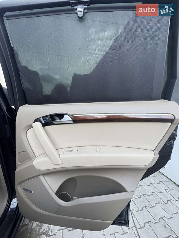 Позашляховик / Кросовер Audi Q7 2012 в Старокостянтинові